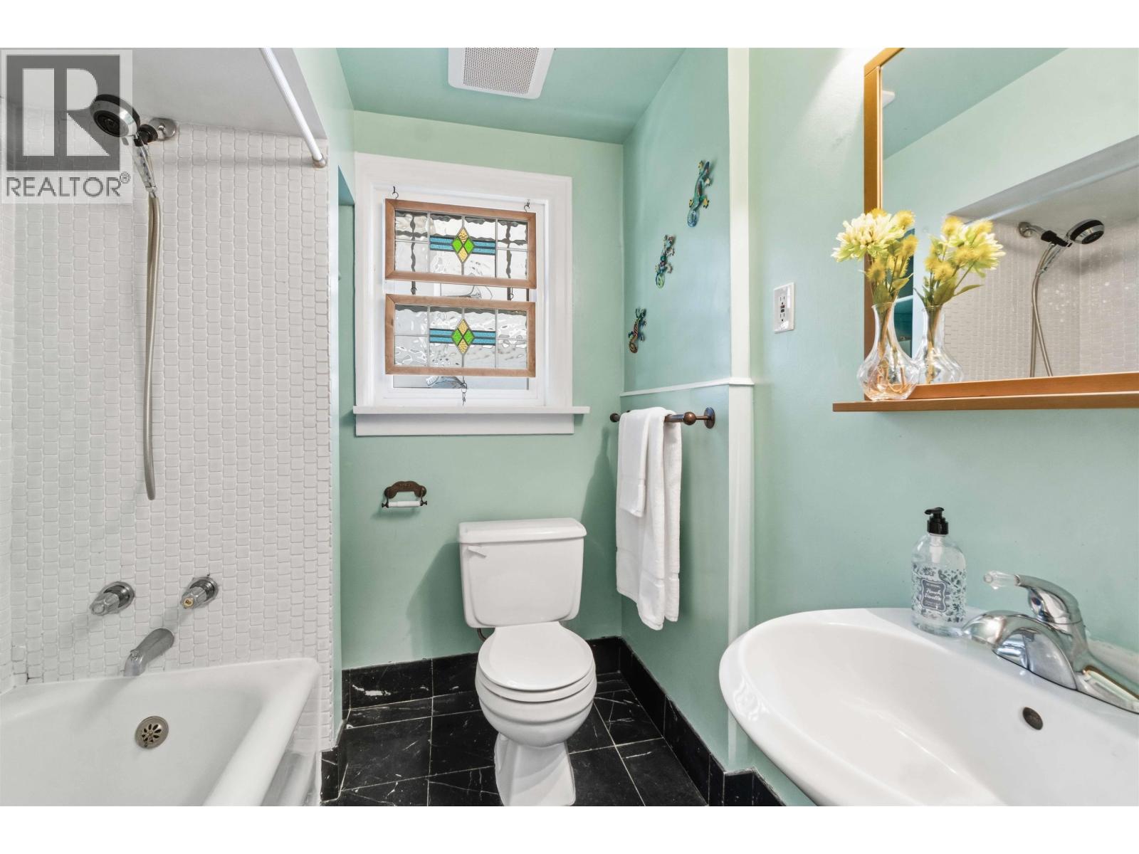 433 W 18th Avenue, Vancouver, British Columbia  V5Y 2A9 - Photo 18 - R3131022