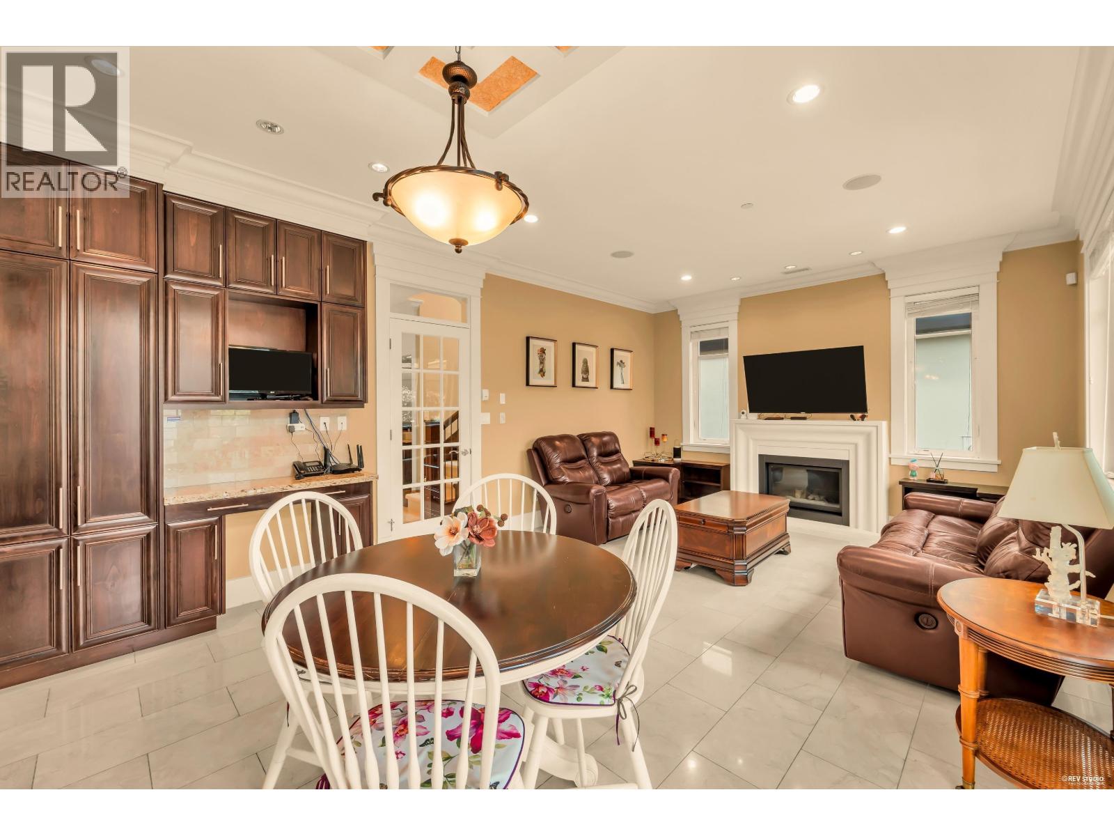 2375 W 20th Avenue, Vancouver, British Columbia  V6L 1G4 - Photo 9 - R3130975