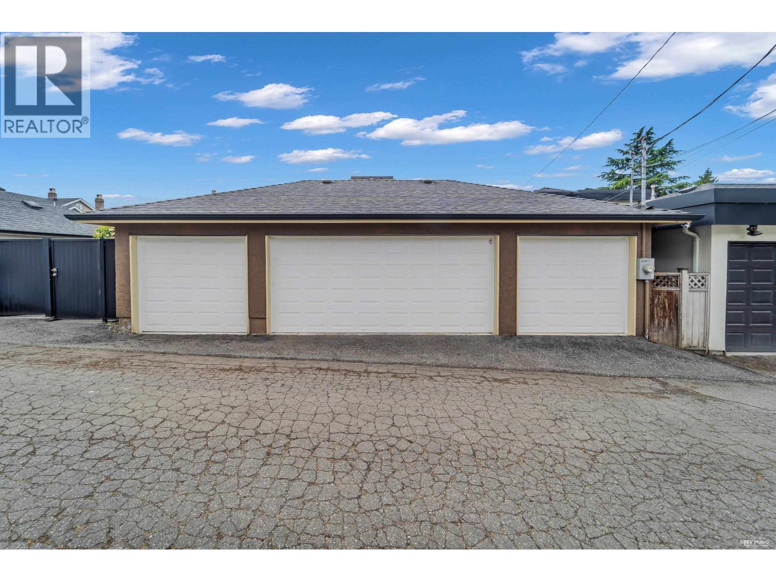 2375 W 20th Avenue, Vancouver, British Columbia  V6L 1G4 - Photo 38 - R3130975