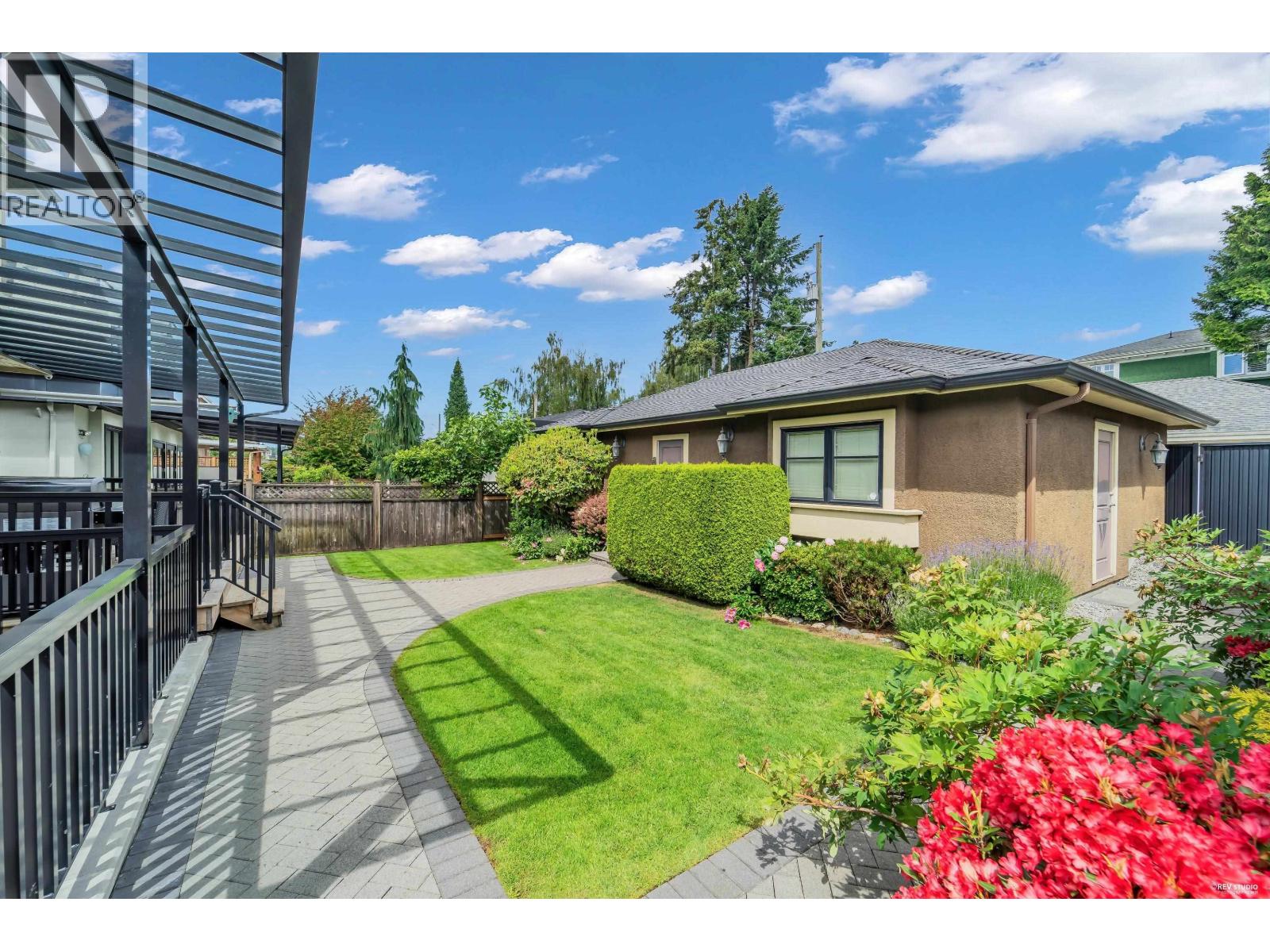 2375 W 20th Avenue, Vancouver, British Columbia  V6L 1G4 - Photo 37 - R3130975