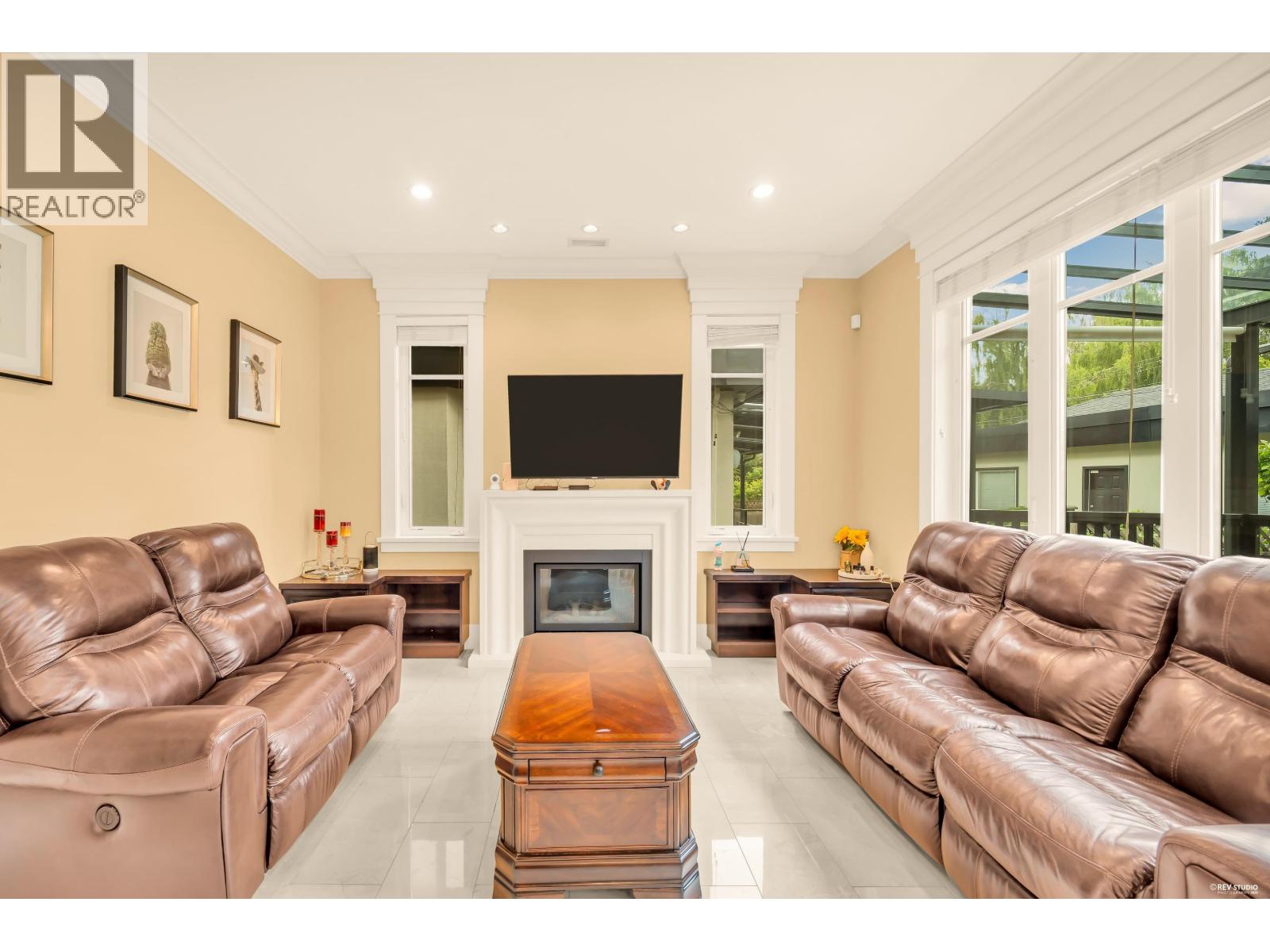 2375 W 20th Avenue, Vancouver, British Columbia  V6L 1G4 - Photo 8 - R3130975