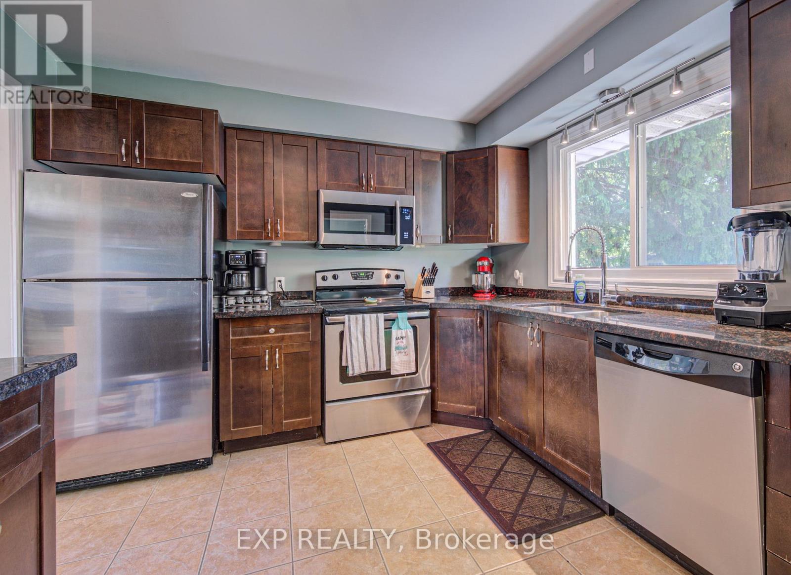 74 Glen Park Crescent, Kitchener, Ontario  N2N 1G2 - Photo 15 - X13229736