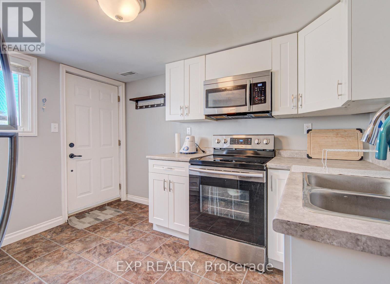 74 Glen Park Crescent, Kitchener, Ontario  N2N 1G2 - Photo 27 - X13229736