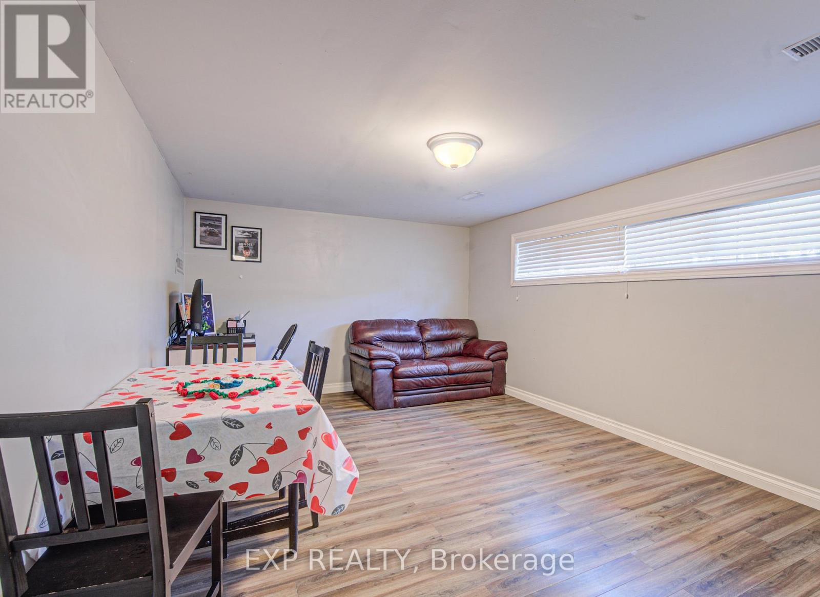 74 Glen Park Crescent, Kitchener, Ontario  N2N 1G2 - Photo 31 - X13229736