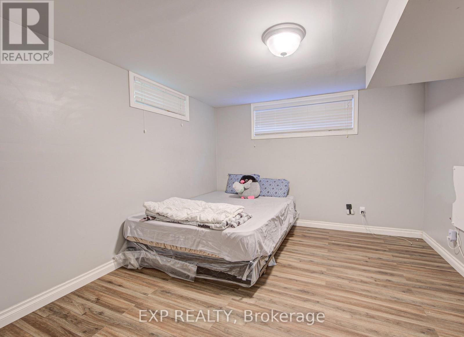 74 Glen Park Crescent, Kitchener, Ontario  N2N 1G2 - Photo 33 - X13229736