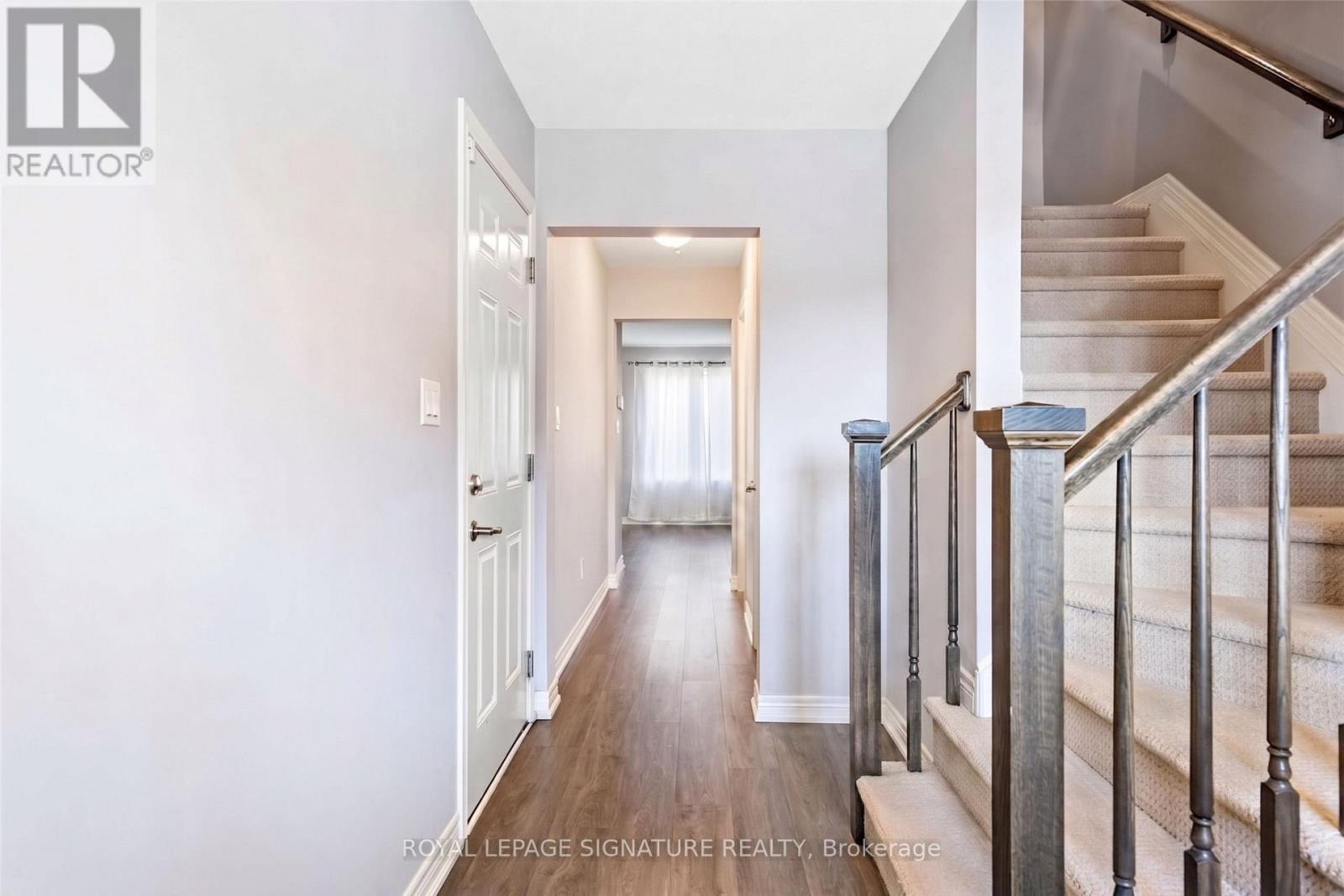 315 Silverwood Avenue, Welland, Ontario  L3C 0C5 - Photo 3 - X13229878