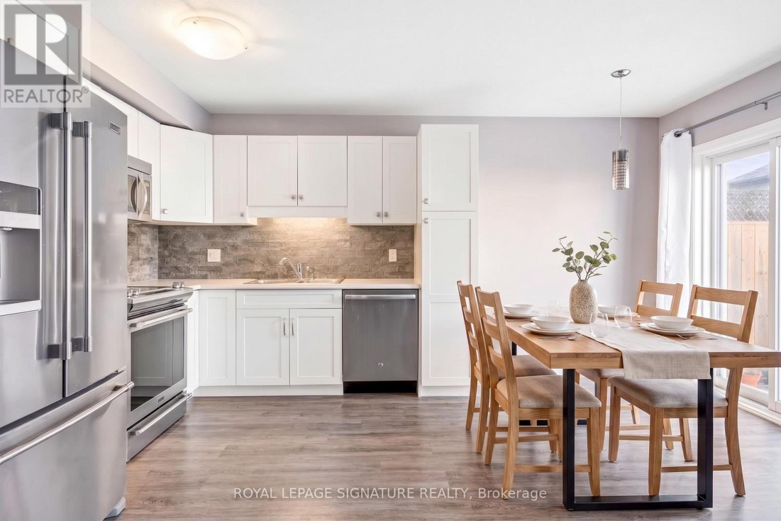 315 Silverwood Avenue, Welland, Ontario  L3C 0C5 - Photo 6 - X13229878