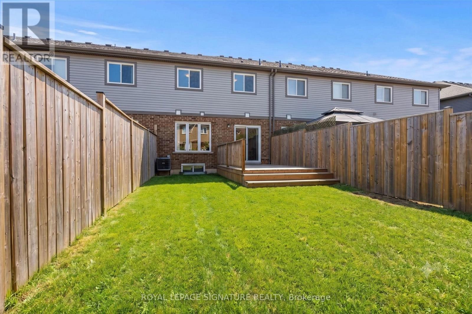 315 Silverwood Avenue, Welland, Ontario  L3C 0C5 - Photo 8 - X13229878