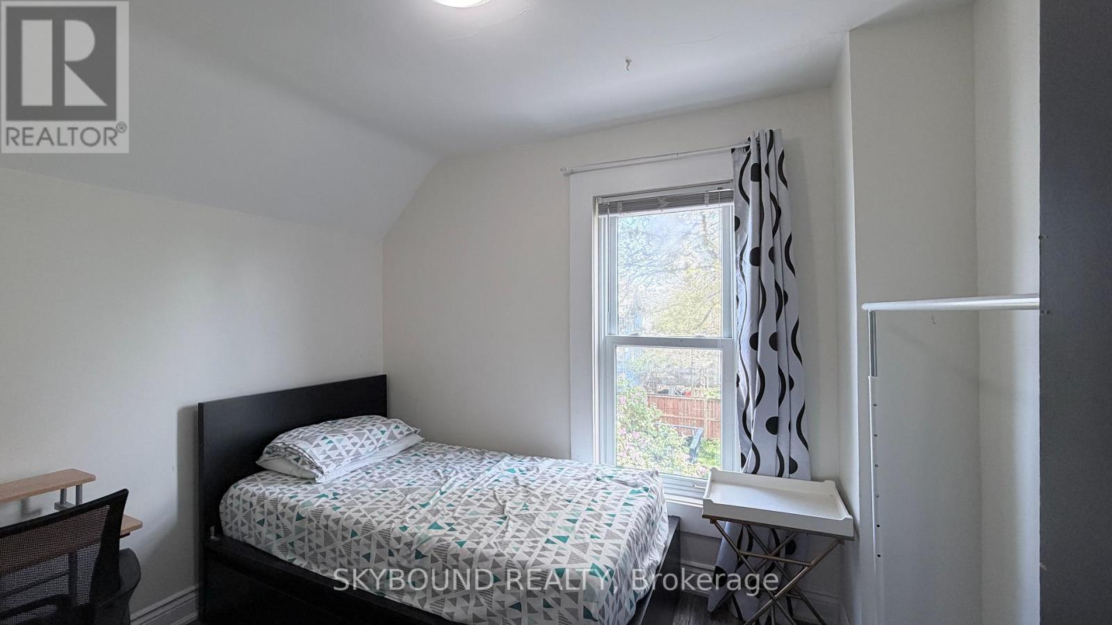 4890 Saint Clair Avenue, Niagara Falls, Ontario  L2E 3T6 - Photo 18 - X13229986