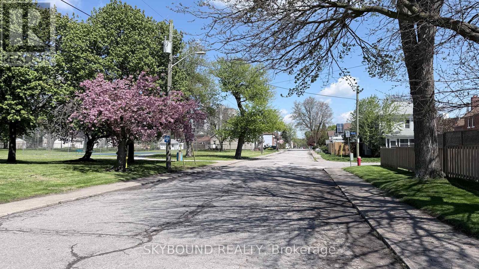 4890 Saint Clair Avenue, Niagara Falls, Ontario  L2E 3T6 - Photo 8 - X13229986