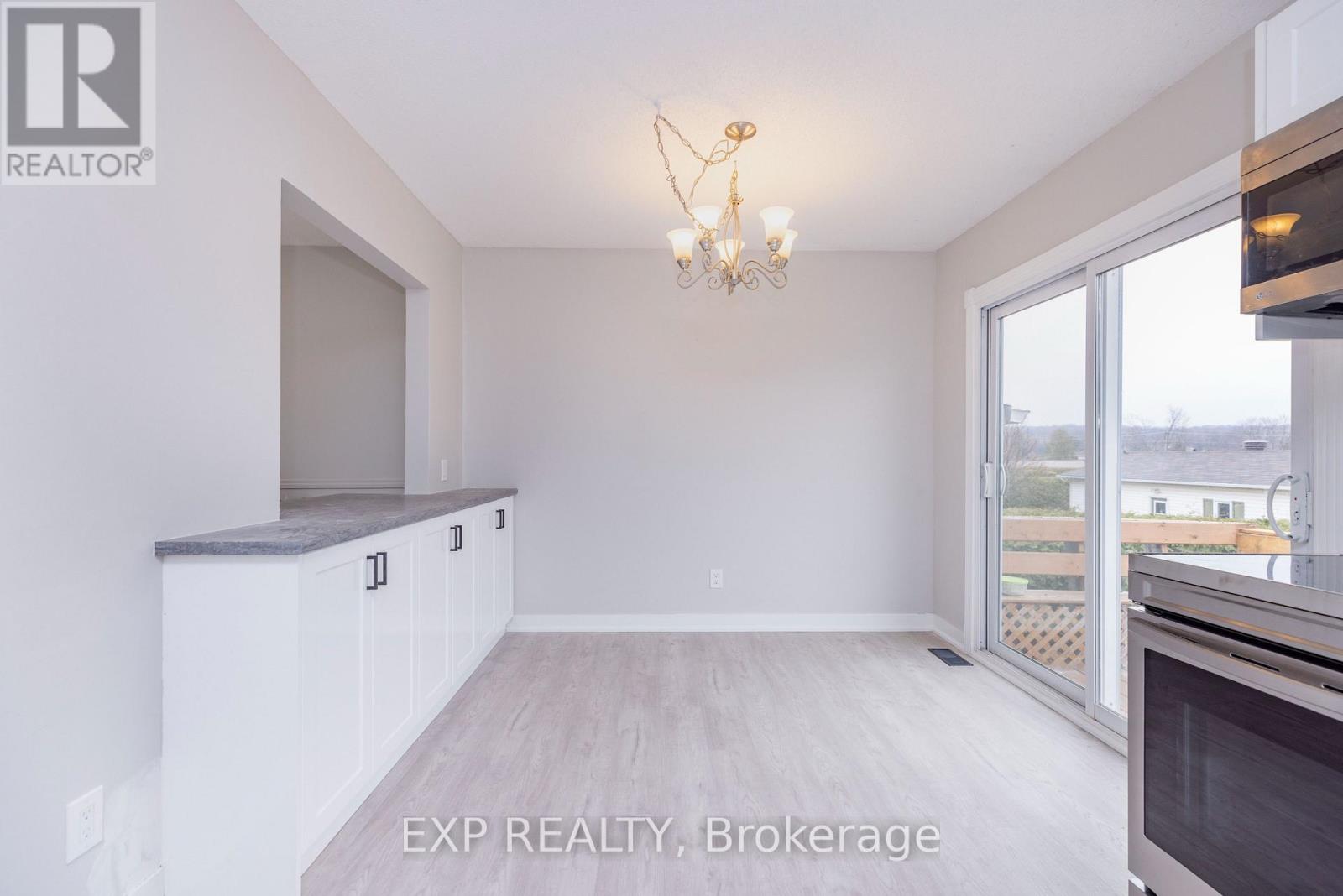 990 St Jacques Street, Clarence-Rockland, Ontario  K4K 1C1 - Photo 7 - X13230152