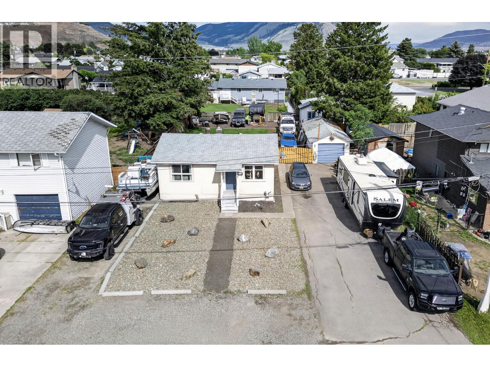 1023 Laroque Street, Kamloops, British Columbia  V2B 5L6 - Photo 1 - 10389744
