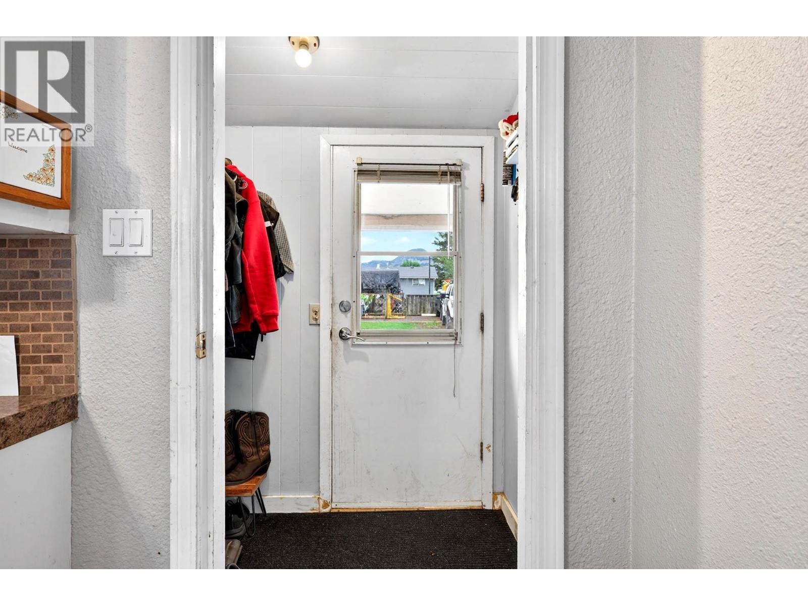 1023 Laroque Street, Kamloops, British Columbia  V2B 5L6 - Photo 47 - 10389744