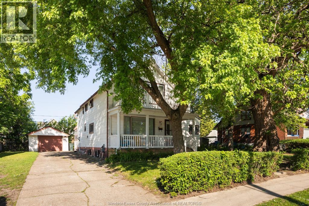 1032 FELIX AVENUE, Windsor, Ontario
