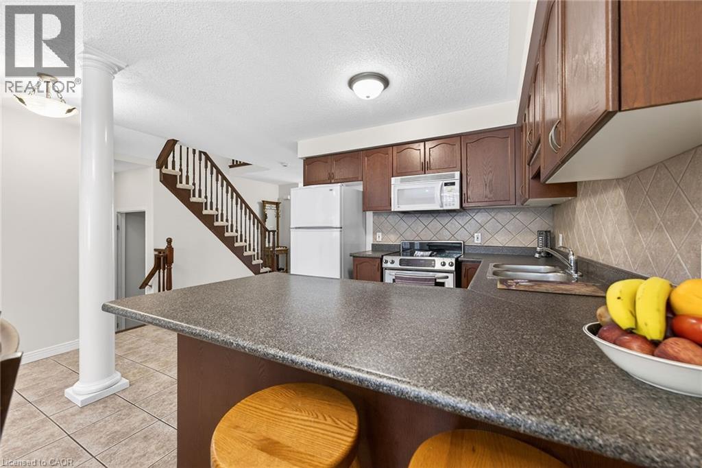 33 Willow Lane, Grimsby, Ontario  L3M 5P6 - Photo 8 - 40835833