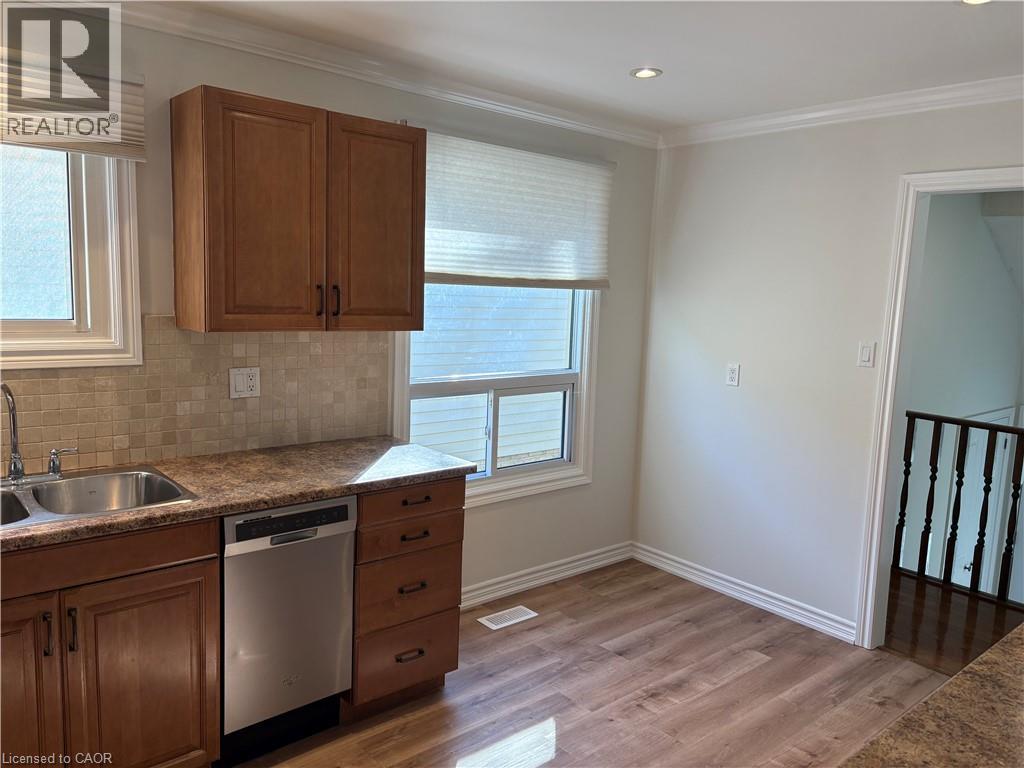 3455 Caplan Crescent Unit# 17, Burlington, Ontario  L7N 2P9 - Photo 9 - 40835756