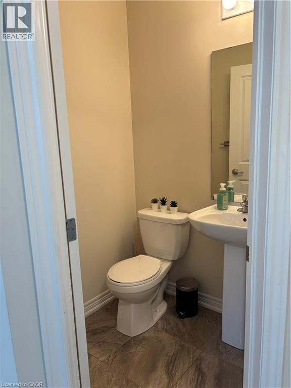 8 Lakefront Drive, Stoney Creek, Ontario  L8E 0J3 - Photo 11 - 40835674