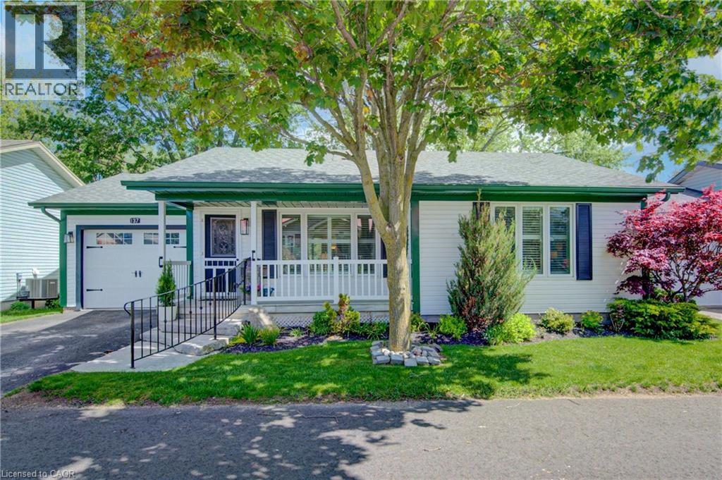 137 WESLEY Crescent, Waterloo, Ontario