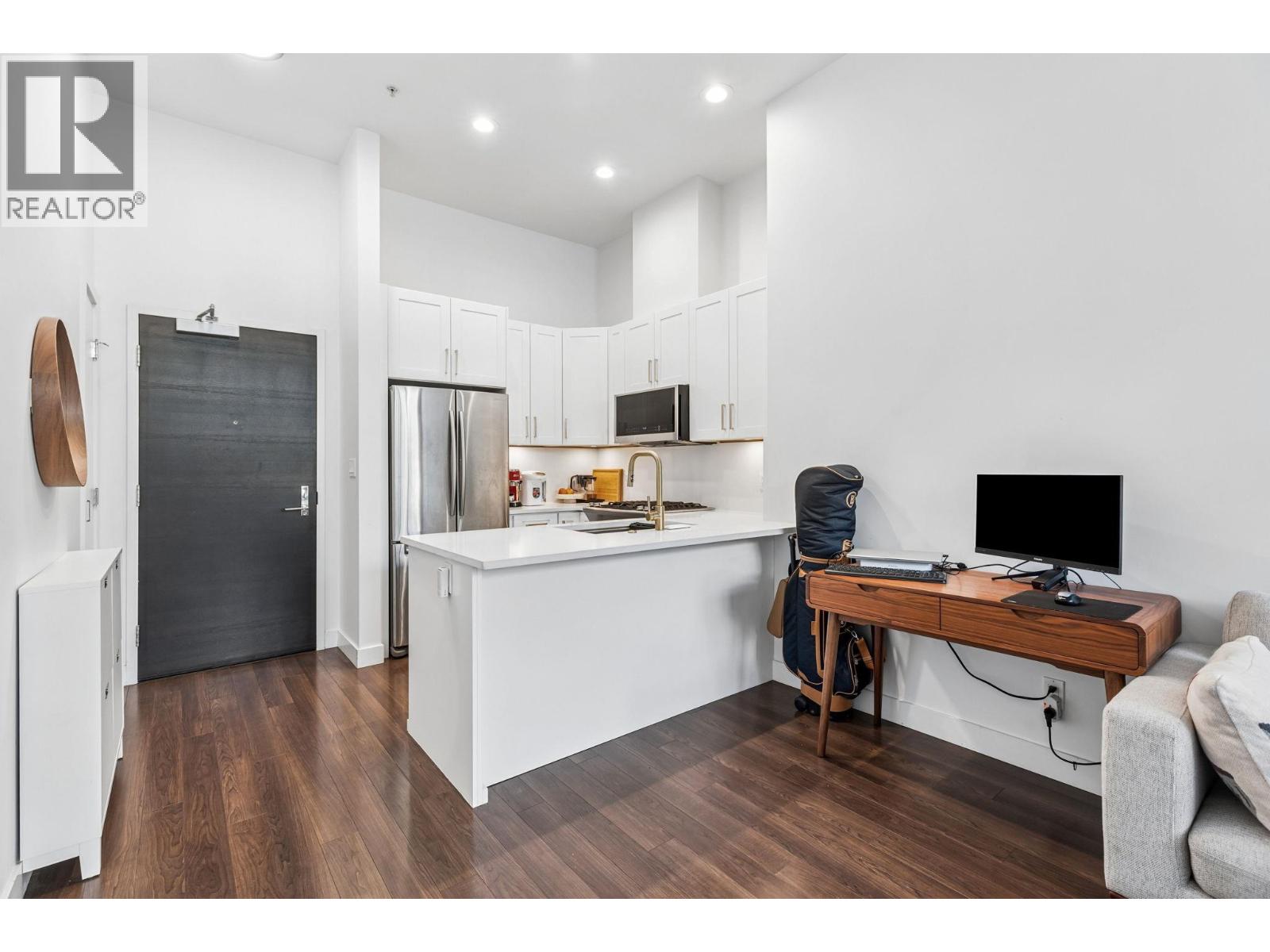 101 2077 Rosser Avenue, Burnaby, British Columbia  V5C 0E1 - Photo 10 - R3131054