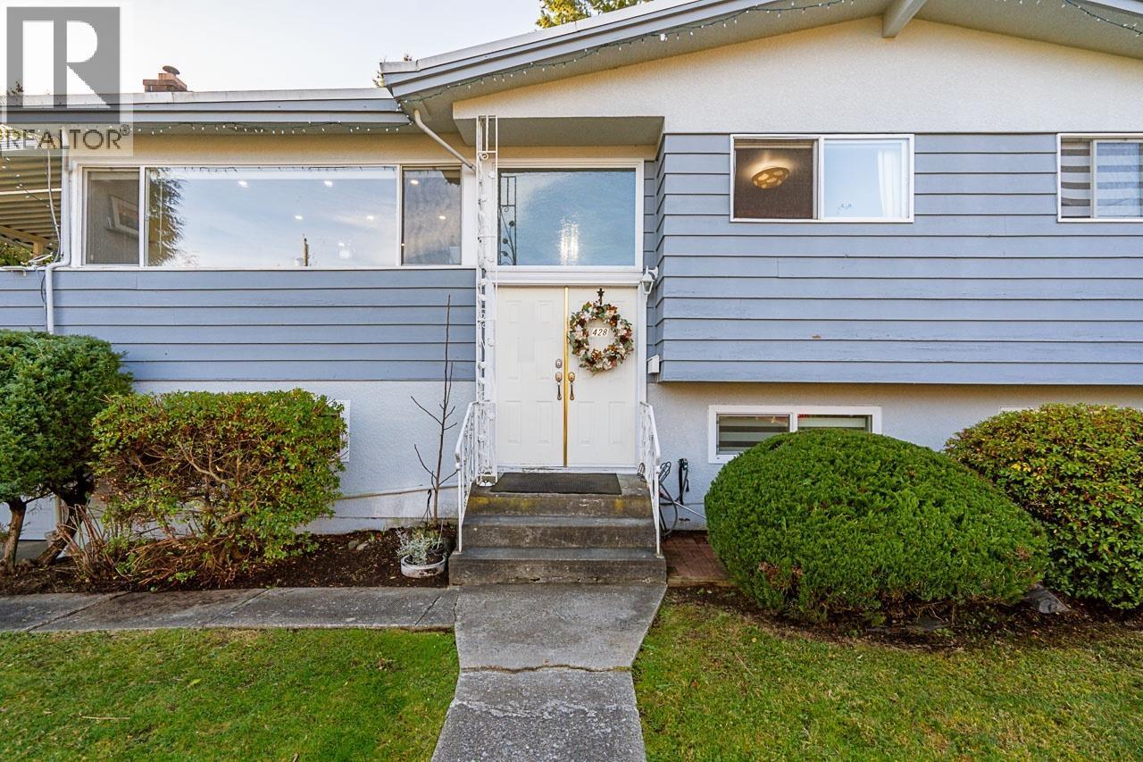 428 Midvale Street, Coquitlam, British Columbia  V3K 5H5 - Photo 2 - R3131074