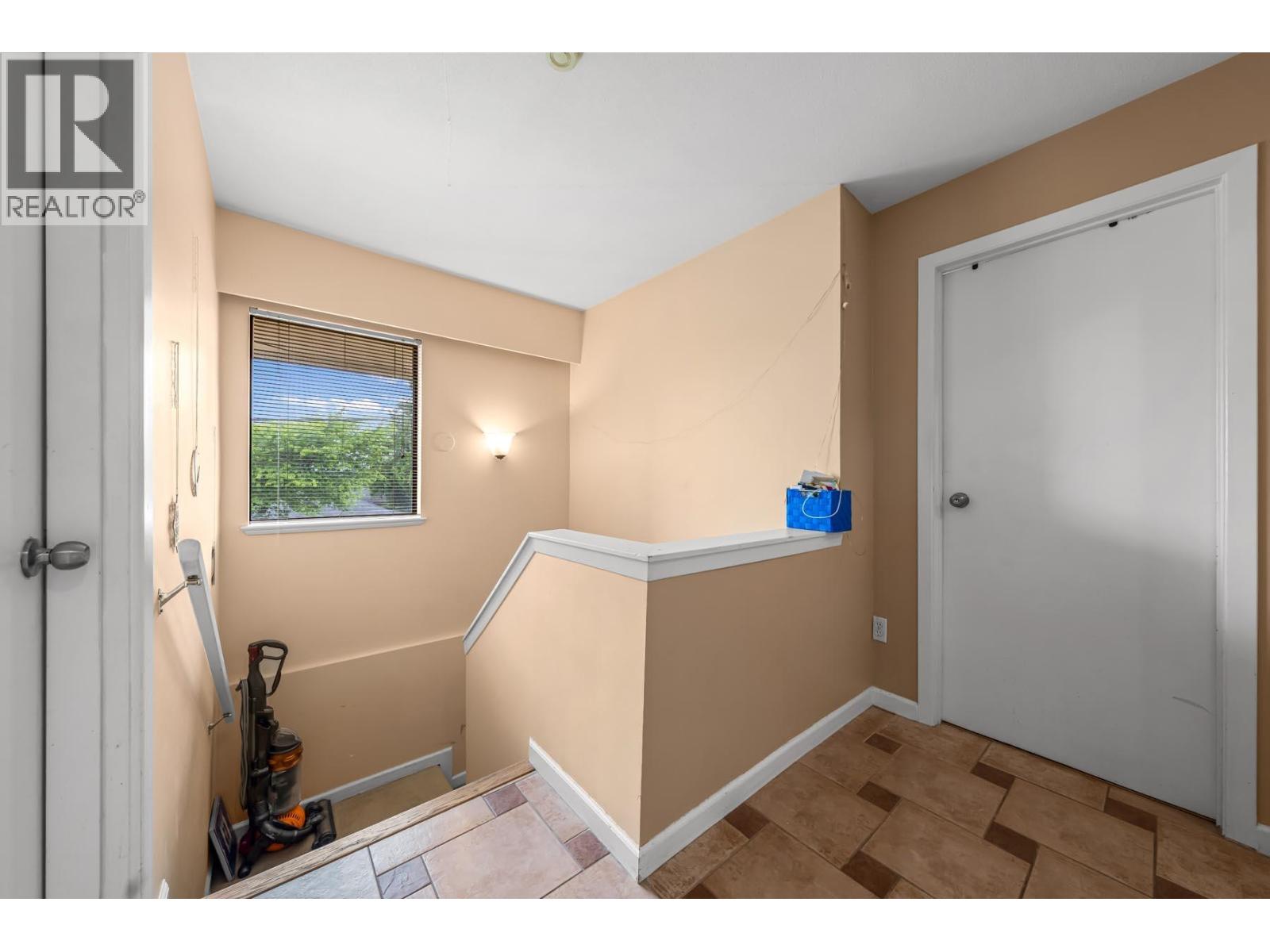7624 Ulster Street, Burnaby, British Columbia  V5E 2E9 - Photo 10 - R3131124