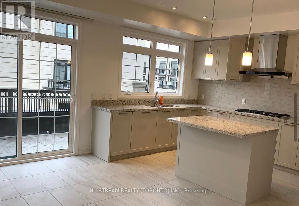 76 Village Parkway, Markham, Ontario  L3R 2E1 - Photo 5 - N13230126
