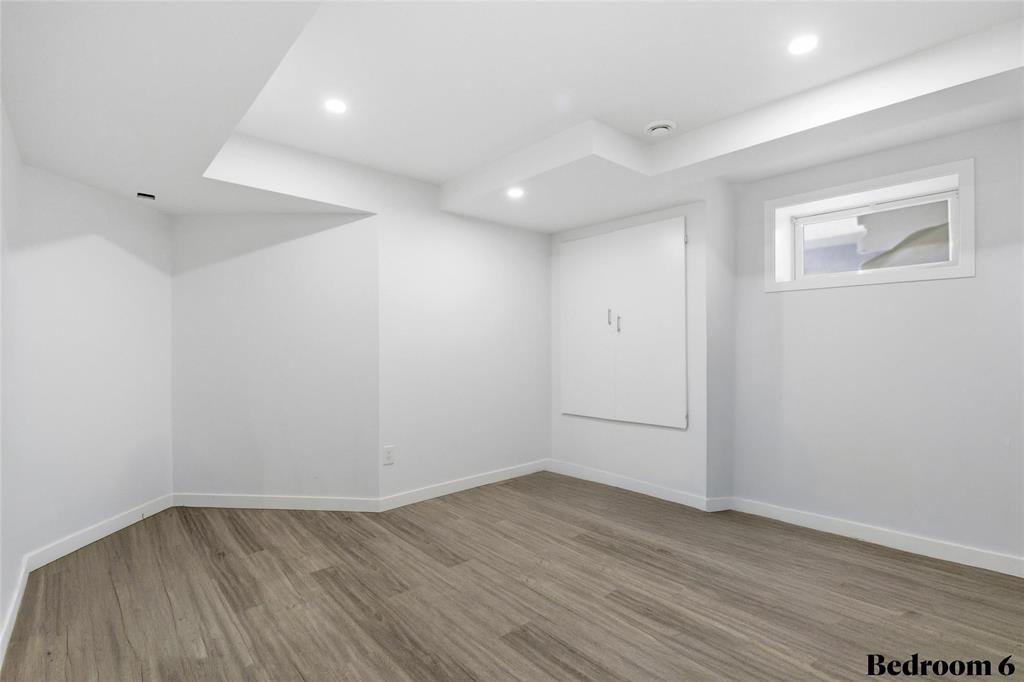 129 Cartesian Gate, Winnipeg, Manitoba  R2P 1W7 - Photo 34 - 202612425