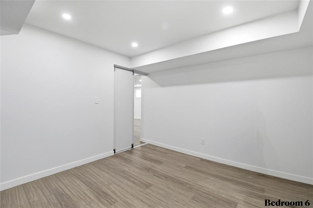129 Cartesian Gate, Winnipeg, Manitoba  R2P 1W7 - Photo 36 - 202612425
