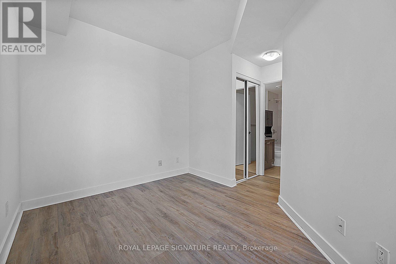 1417 - 438 King Street W, Toronto, Ontario  M5V 3T9 - Photo 11 - C13229904