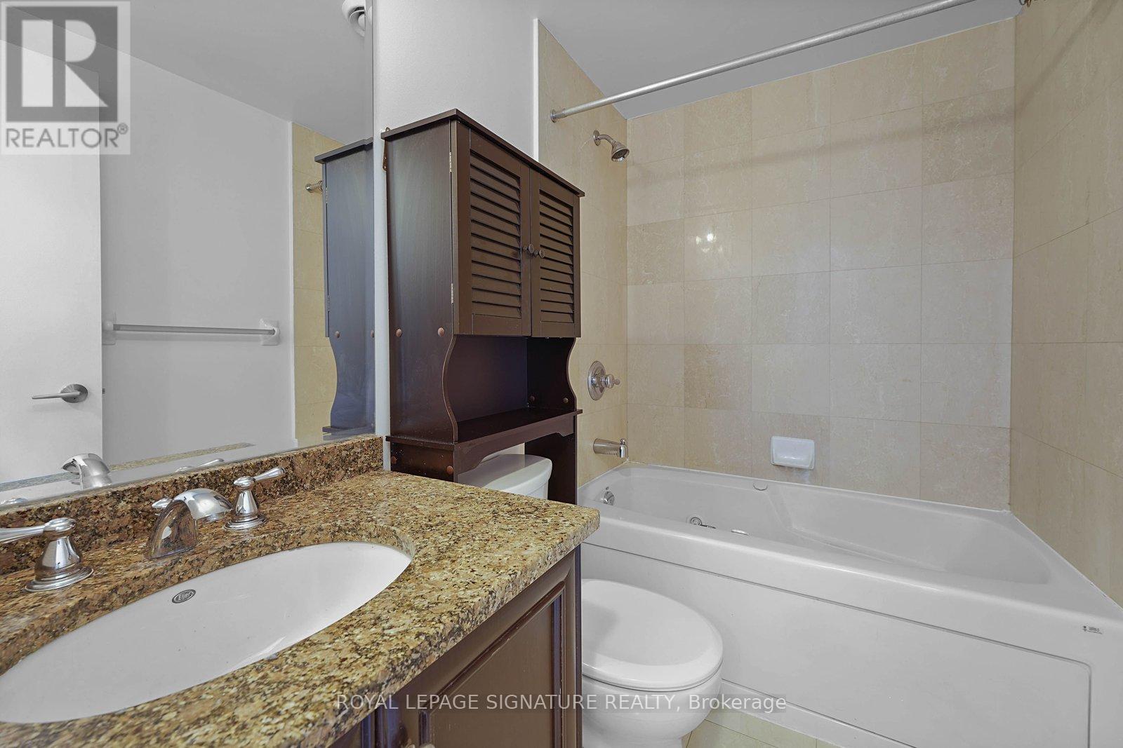 1417 - 438 King Street W, Toronto, Ontario  M5V 3T9 - Photo 12 - C13229904