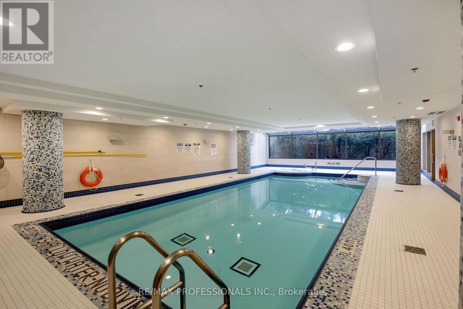 Ph3 - 9 Burnhamthorpe Crescent, Toronto, Ontario  M9A 0A6 - Photo 38 - W13224532