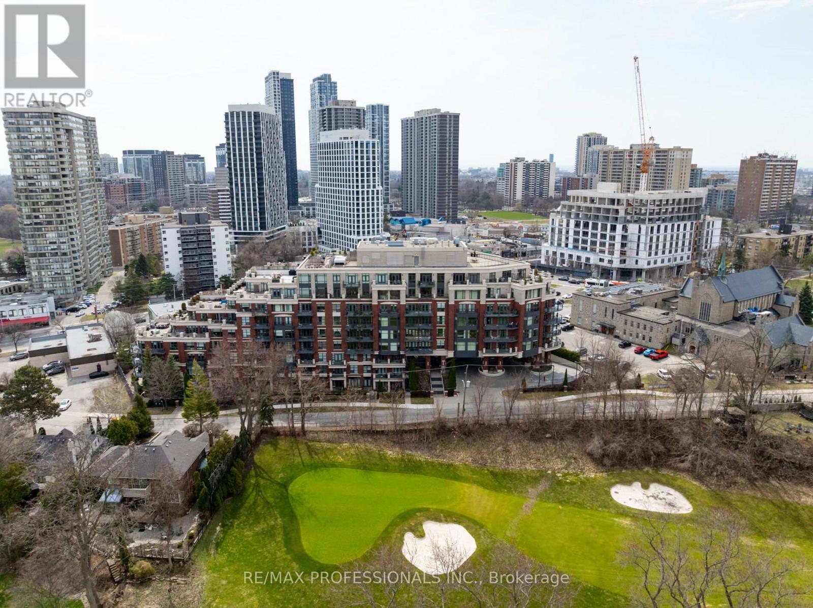 Ph3 - 9 Burnhamthorpe Crescent, Toronto, Ontario  M9A 0A6 - Photo 45 - W13224532