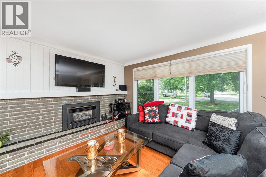 1220 Ridgewood Drive, Sarnia, Ontario  N7V 3R1 - Photo 7 - 26012671