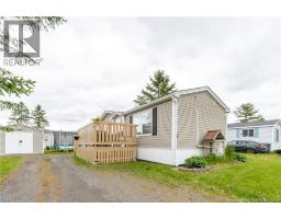 2 Wood Avenue, Lincoln, New Brunswick