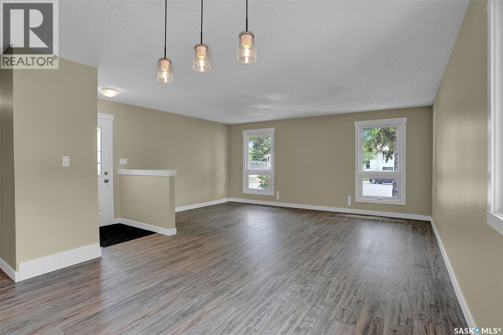 30 Shore Bay, Regina, Saskatchewan  S4R 7H6 - Photo 12 - SK037909