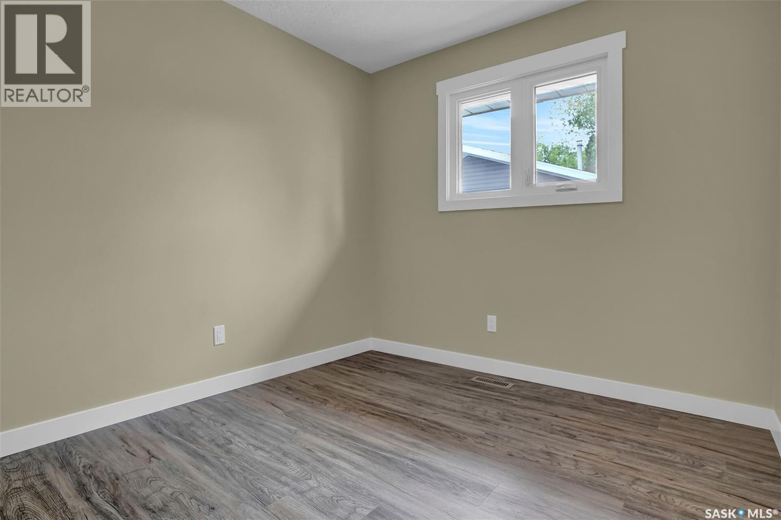 30 Shore Bay, Regina, Saskatchewan  S4R 7H6 - Photo 22 - SK037909
