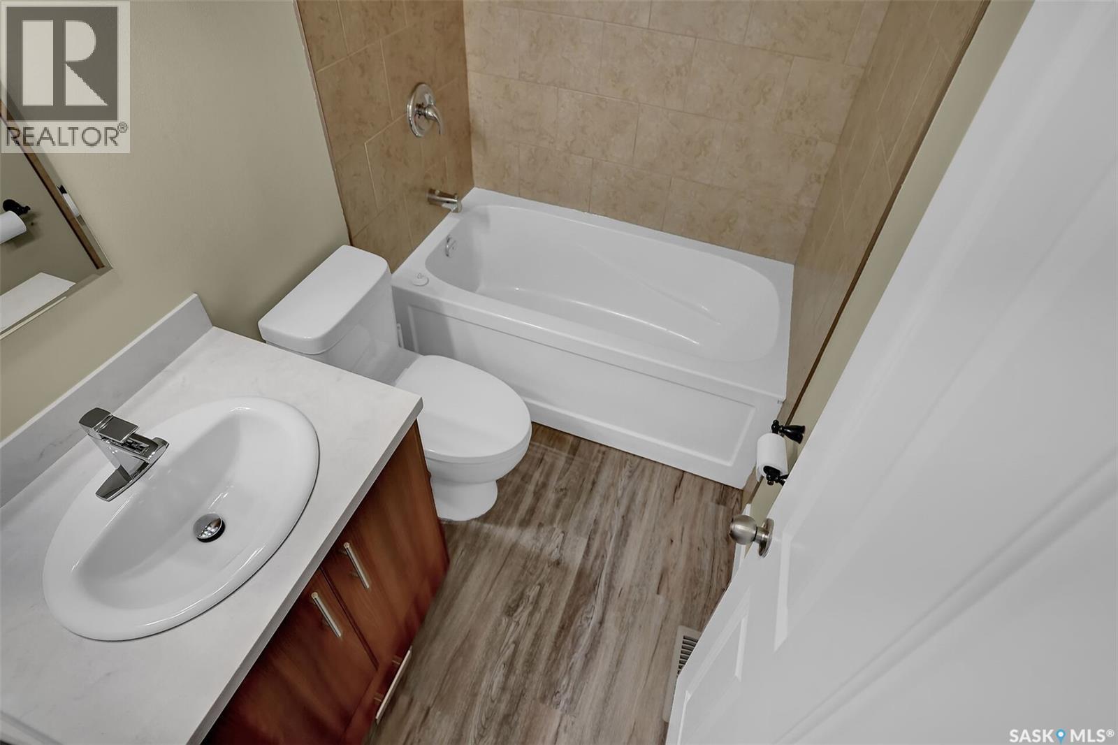 30 Shore Bay, Regina, Saskatchewan  S4R 7H6 - Photo 27 - SK037909