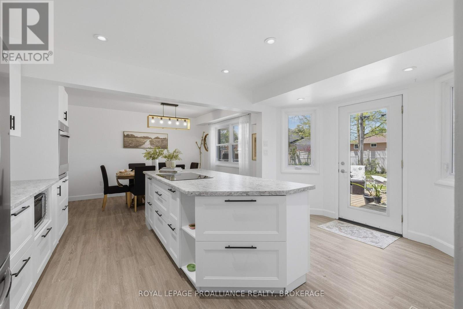 102 Herchmer Crescent, Kingston, Ontario  K7M 2V9 - Photo 14 - X13230342