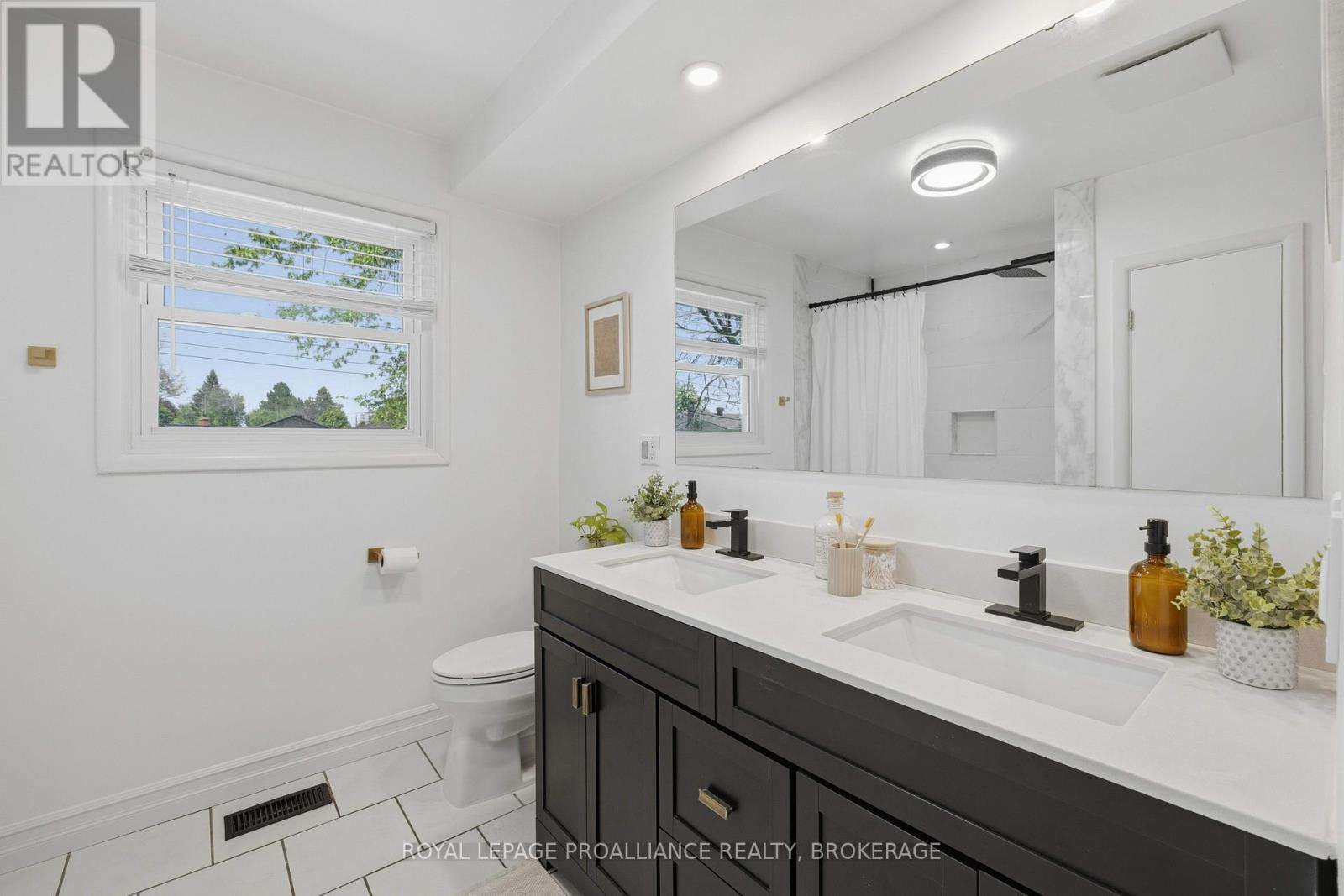 102 Herchmer Crescent, Kingston, Ontario  K7M 2V9 - Photo 29 - X13230342