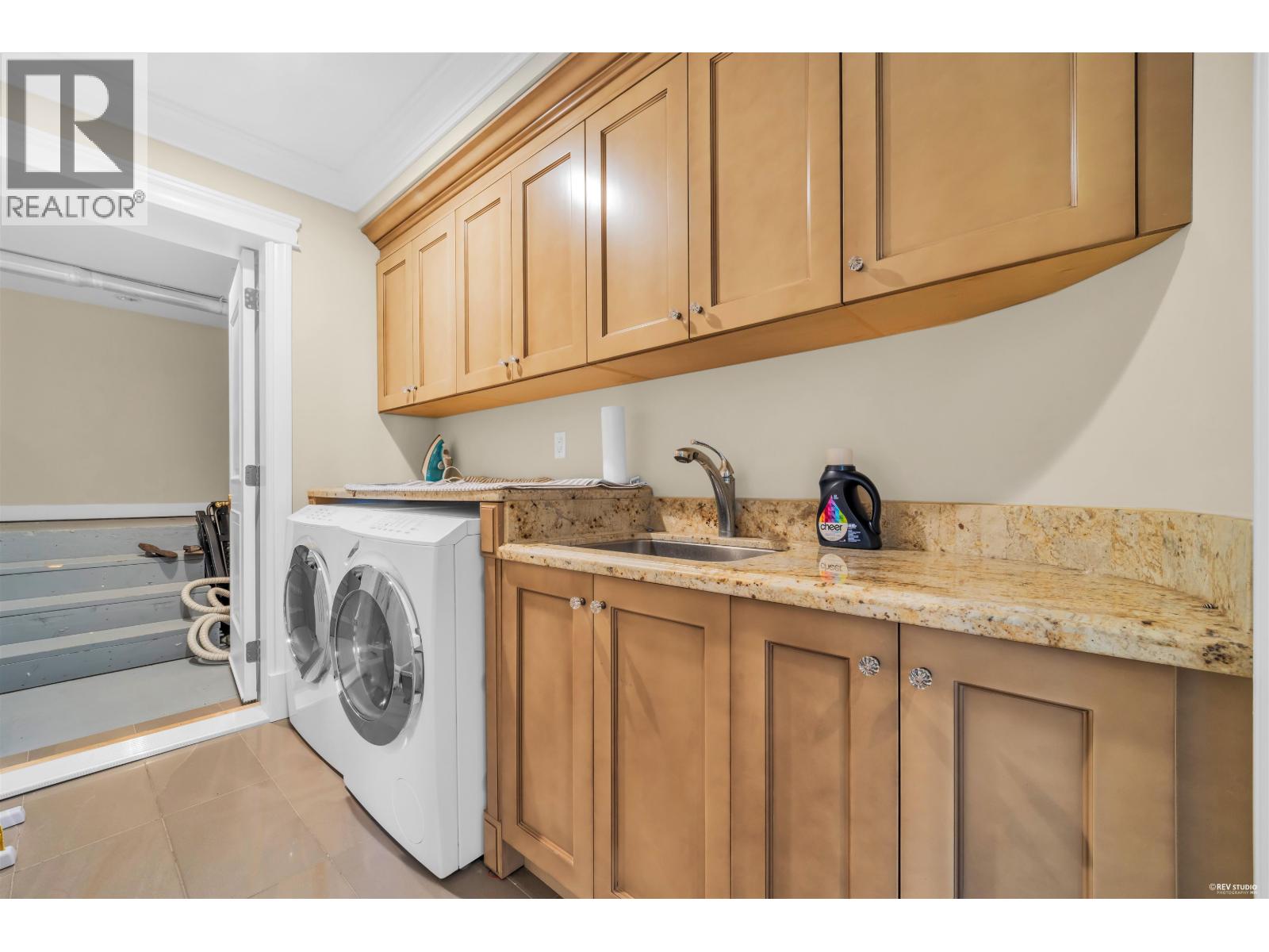 2562 Garden Court, West Vancouver, British Columbia  V7S 0A3 - Photo 28 - R3127546