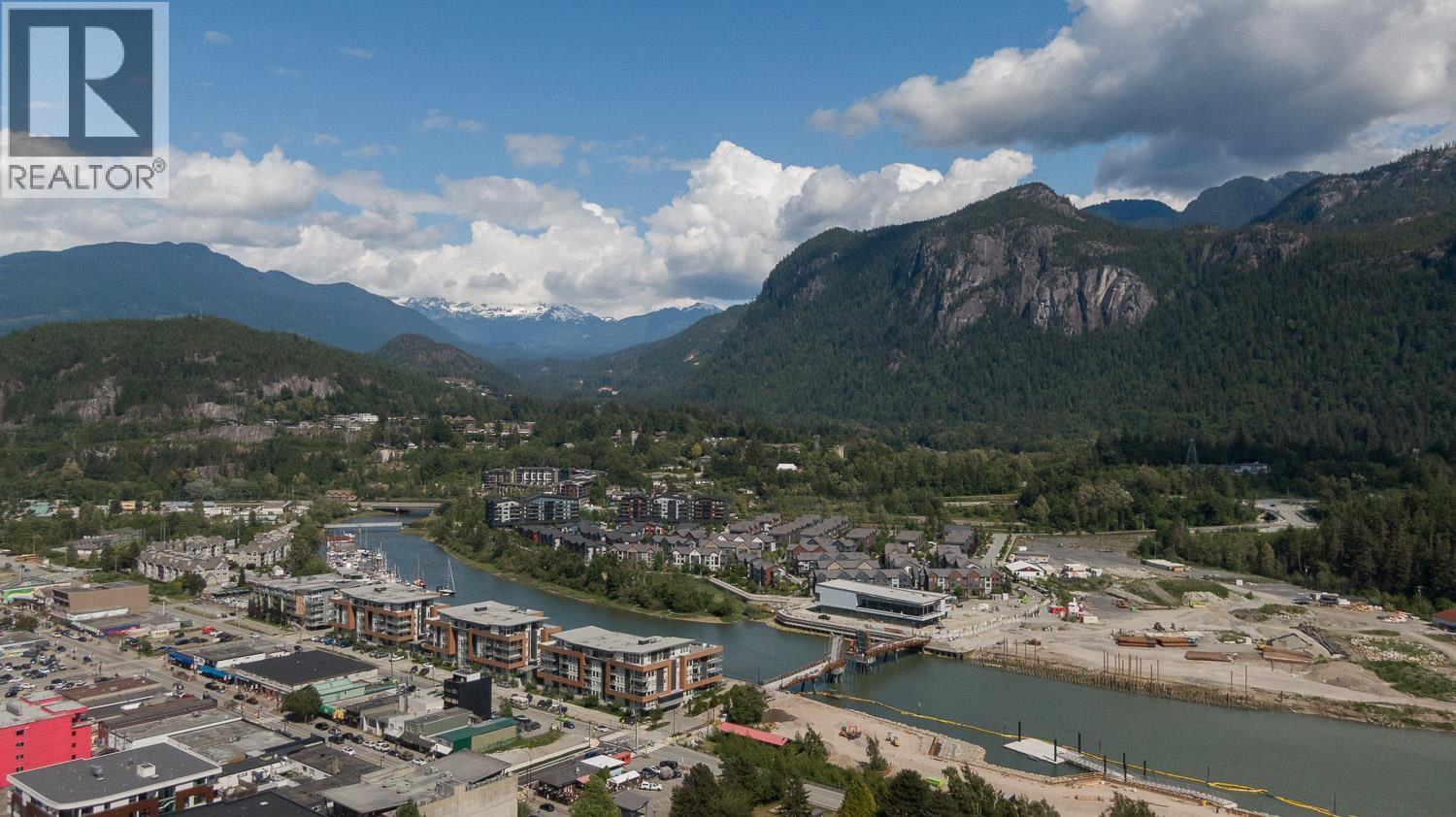 1320 Main Street, Squamish, British Columbia  V8B 0R2 - Photo 17 - R3130244