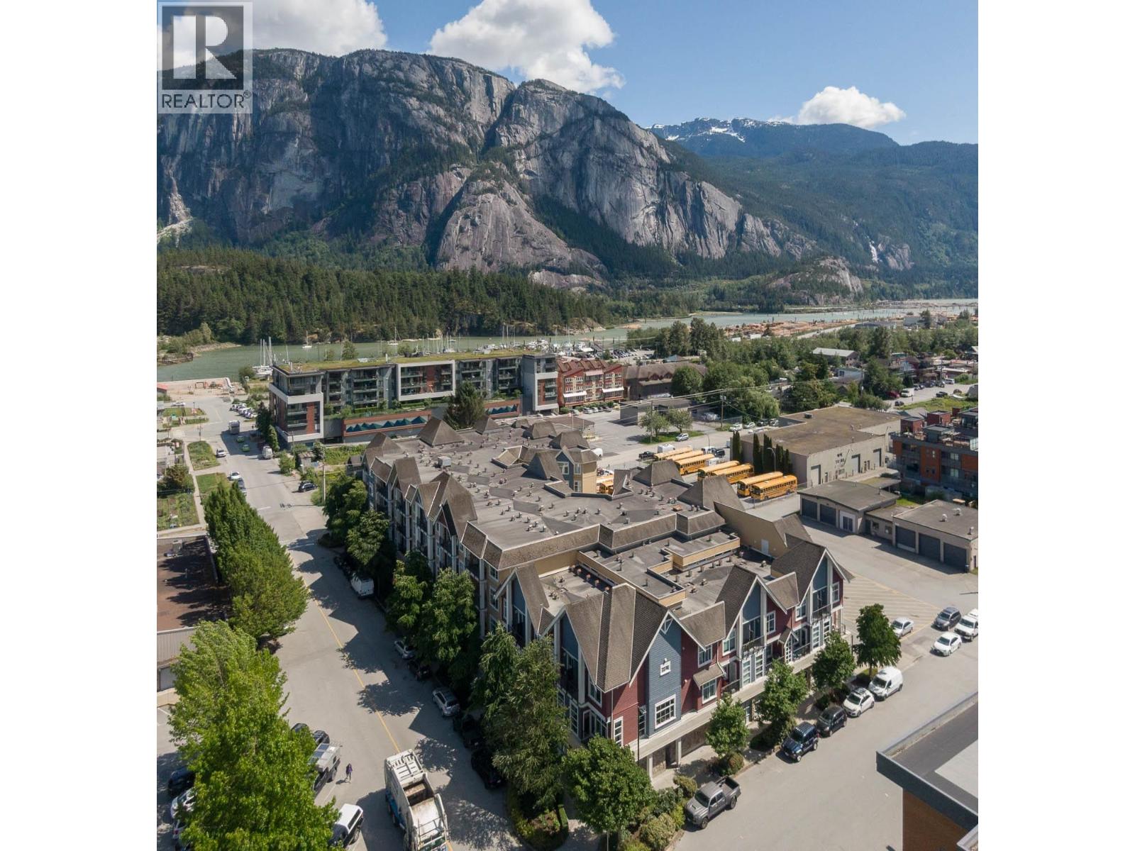 1320 Main Street, Squamish, British Columbia  V8B 0R2 - Photo 33 - R3130244