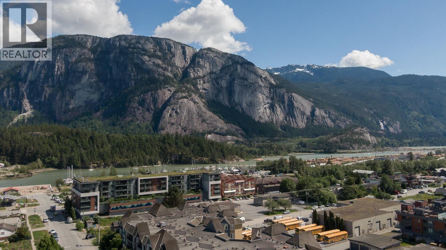 1320 Main Street, Squamish, British Columbia  V8B 0R2 - Photo 32 - R3130244