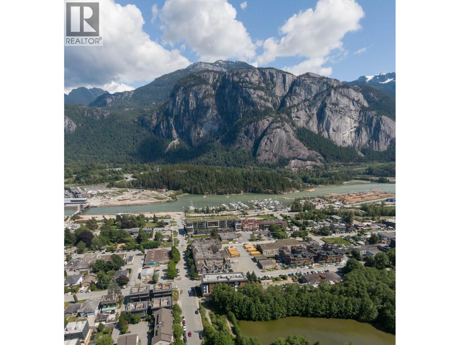 1320 Main Street, Squamish, British Columbia  V8B 0R2 - Photo 24 - R3130244