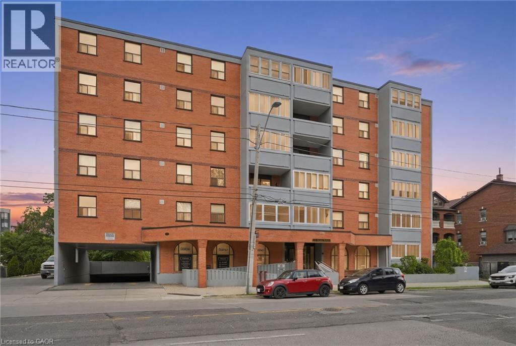 23 MAIN Street Unit# 404, Dundas, Ontario