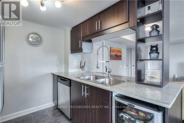 3310 - 25 Town Centre Court, Toronto, Ontario  M1P 0B4 - Photo 3 - E13230006