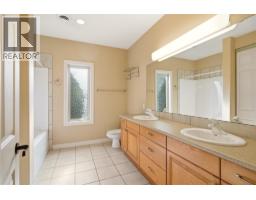 448 Viewcrest Road, Kelowna, British Columbia  V1W 4K1 - Photo 36 - 10389290
