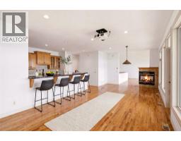 448 Viewcrest Road, Kelowna, British Columbia  V1W 4K1 - Photo 11 - 10389290