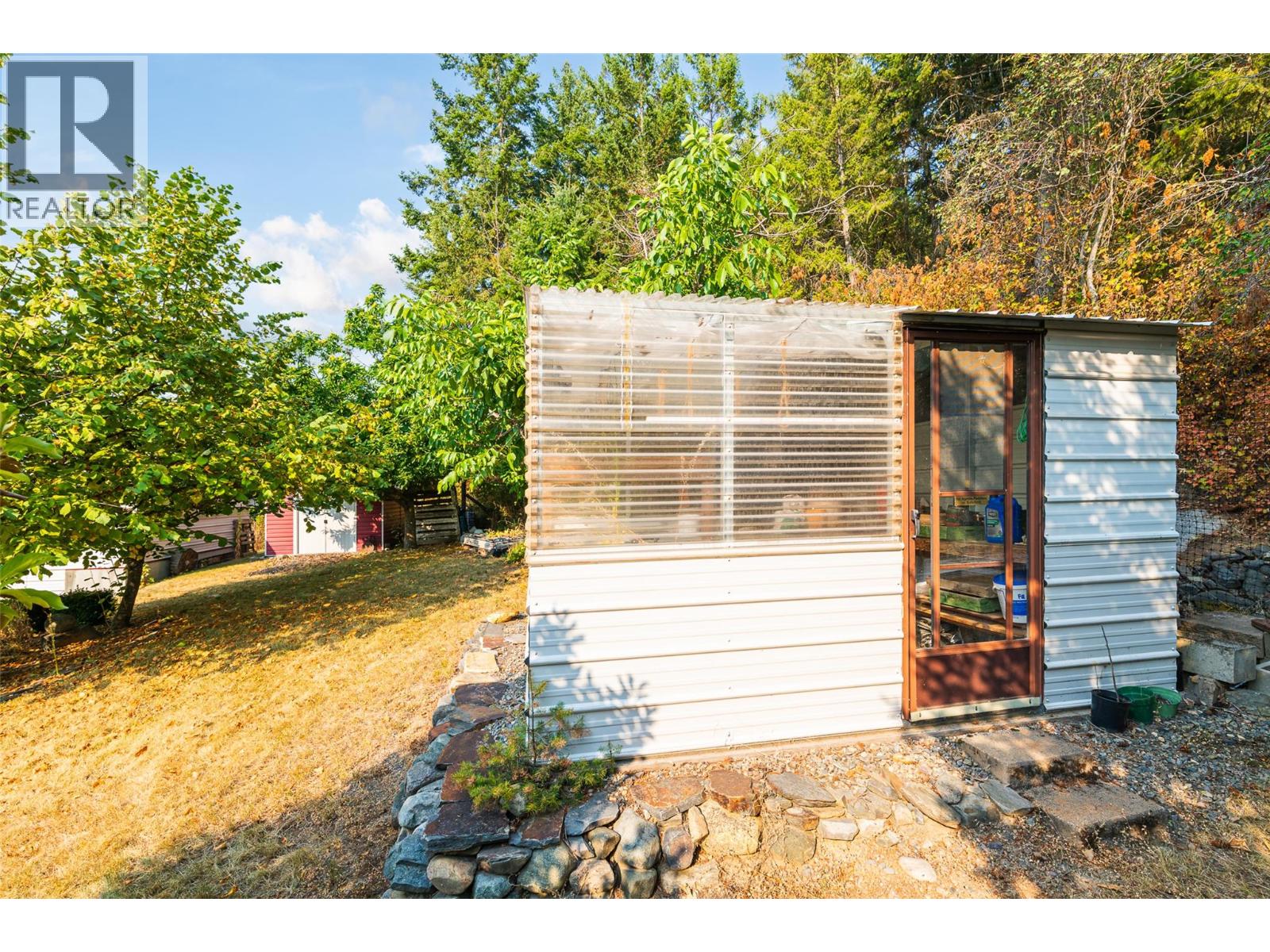 3900 Haskins Road E, Creston, British Columbia V0B 1G1 - Photo 11 - 10389639