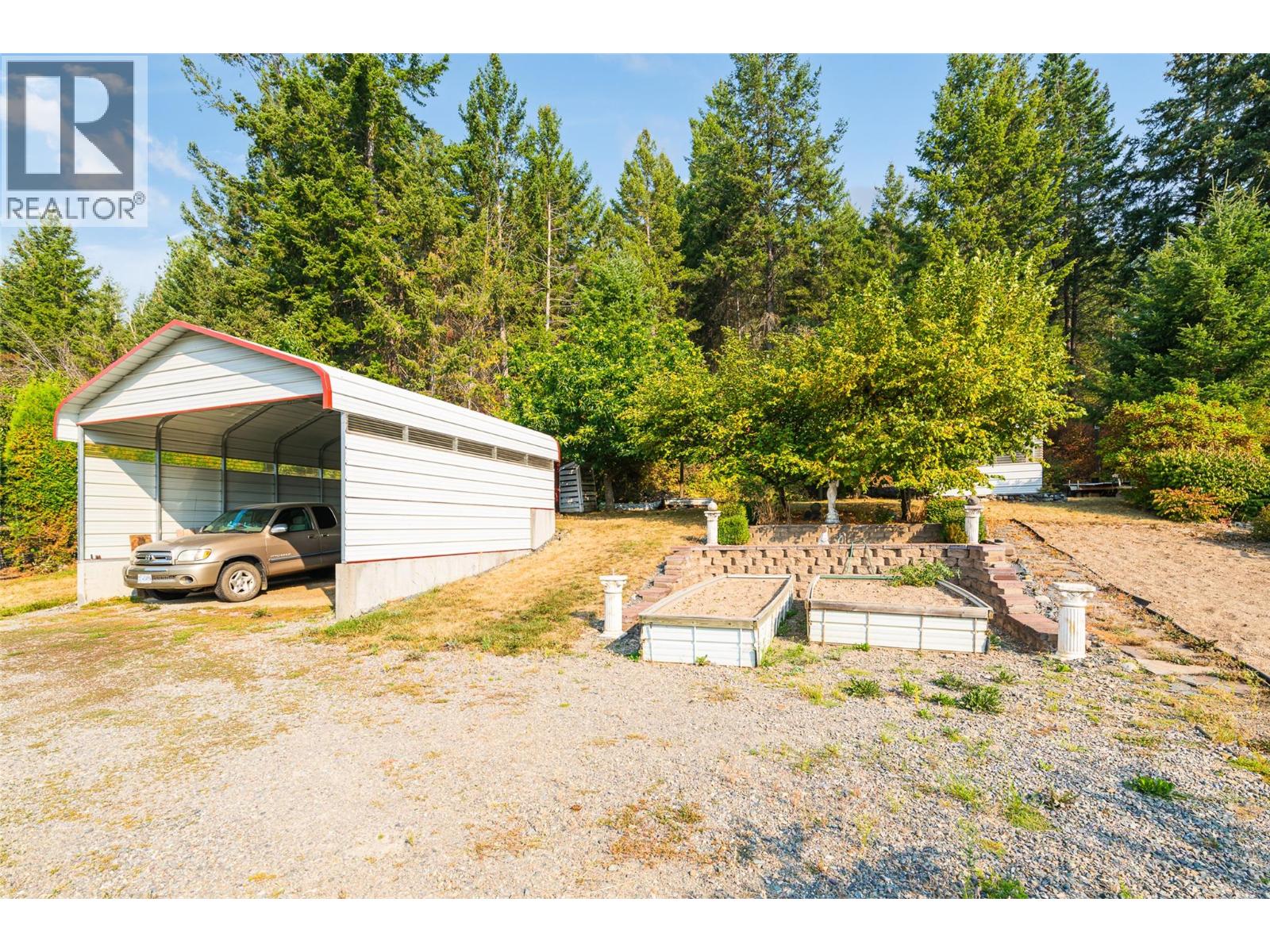 3900 Haskins Road E, Creston, British Columbia V0B 1G1 - Photo 9 - 10389639
